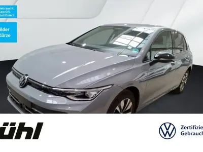 Gebraucht VW Golf VIII Goal 150 PS (110 kW) 2025 Mondsteingrau Limousine