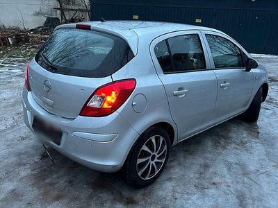 Silber Gebraucht 2008 Opel Corsa Kleinwagen | 2.500 € (Fairer Preis)