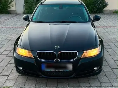 Gebraucht BMW 318 143 PS (105 kW) 2009 Schwarz Kombi