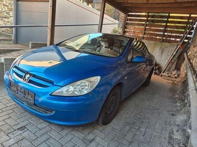 Gebraucht Peugeot 307 CC 136 PS (100 kW) 2004 Blau Cabrio