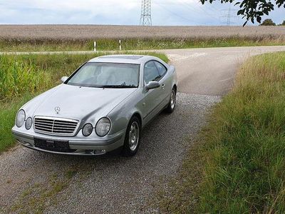 Mercedes CLK320