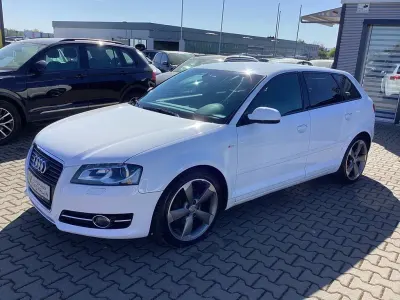 Używany Audi A3 S-Line 140 KM (102 kW) 2011 Biały Hatchback