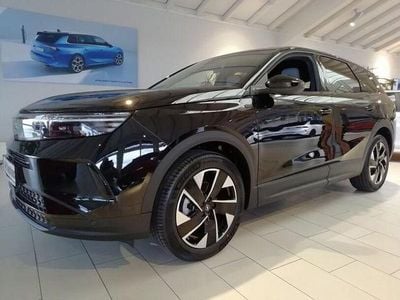 Gebraucht Opel Grandland X 136 PS (100 kW) 2024 Lackierung schwarz perla nera/ SUV