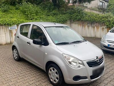 Opel Agila