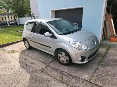 Gebraucht Renault Twingo 76 PS (55 kW) 2008 Silber Kleinwagen