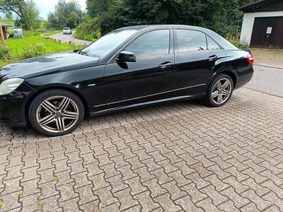 Mercedes E220