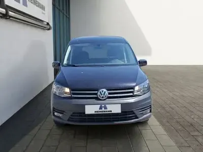Gebraucht VW Caddy Trendline 125 PS (91 kW) 2018 Schwarz Van / Kleinbus