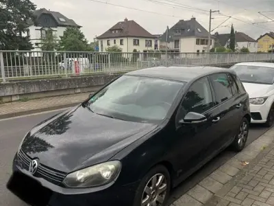 Second-hand VW Golf VI Comfortline 122 CP (89 kW) 2009 Negru Hatchback