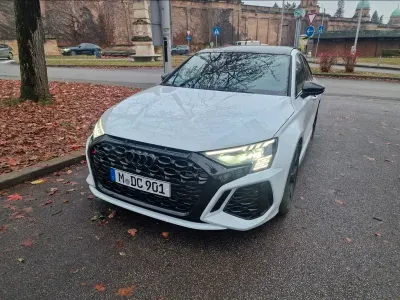Gebraucht Audi RS3 Sport 400 PS (294 kW) 2022 Weiß Limousine