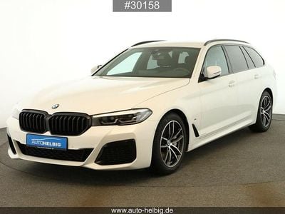 Gebraucht BMW 530 M Sport 286 PS (210 kW) 2022 Alpinweiss iii Kombi