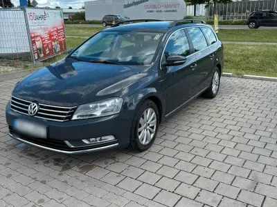 Gebraucht VW Passat 140 PS (102 kW) 2012 Grau Kombi