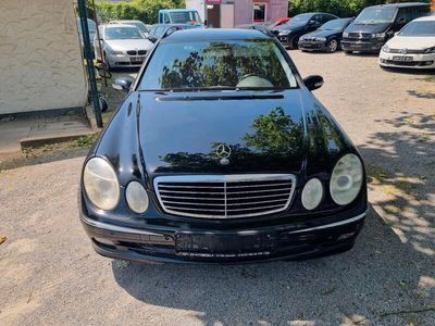 Mercedes E280