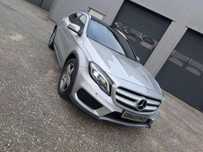 Mercedes GLA250