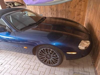 Gebraucht Jaguar XK8 209 PS (153 kW) 1998 Blau Cabrio