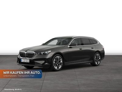 Gebraucht BMW 520 Comfort Edition 197 PS (144 kW) 2025 Sophistograu brillanteffekt metallic Kombi