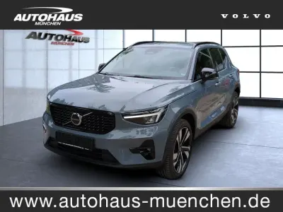 Gebraucht Volvo XC40 Plus 163 PS (119 kW) 2023 Thunder grey / (metallic) SUV