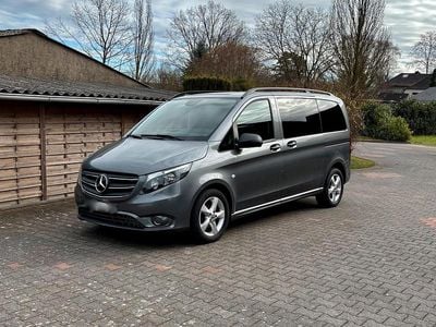 Gebraucht Mercedes Vito Sportline 163 PS (119 kW) 2022 Grau Van