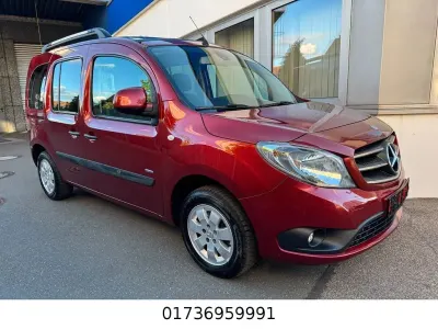 Gebraucht Mercedes Citan 111 110 PS (80 kW) 2016 Rot Van / Kleinbus