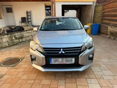 Usata Mitsubishi Space Star Select+ 71 CV (52 kW) 2021 Argento Utilitaria