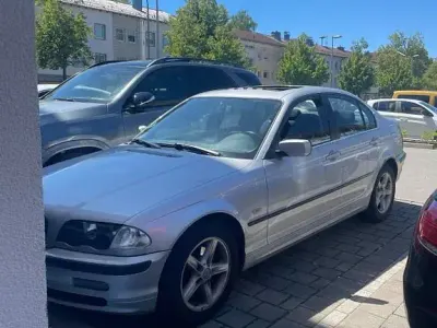 Gebraucht BMW 320 150 PS (110 kW) 1998 Grau Limousine