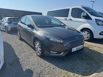 Gebraucht Ford Focus Titanium 150 PS (110 kW) 2016 Magneticgrau (metallic) Limousine