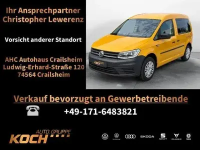 Gebraucht VW Caddy Trendline 103 PS (75 kW) 2020 Gelb Van / Kleinbus