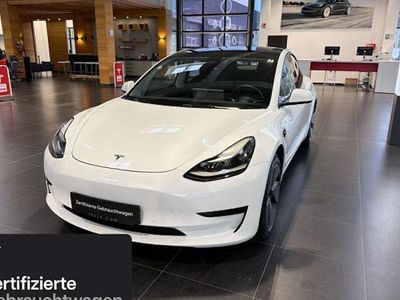 Weiß Gebraucht 2021 Tesla Model 3 Standard Range Limousine | 25.600 € (Fairer Preis)