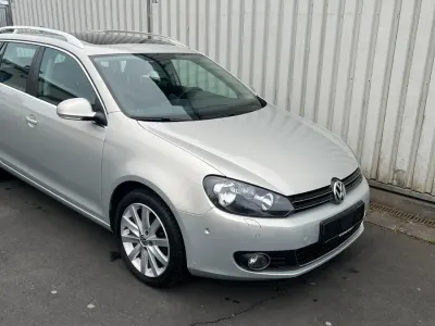 Gebraucht VW Golf VI 122 PS (89 kW) 2011 Silber Kleinwagen