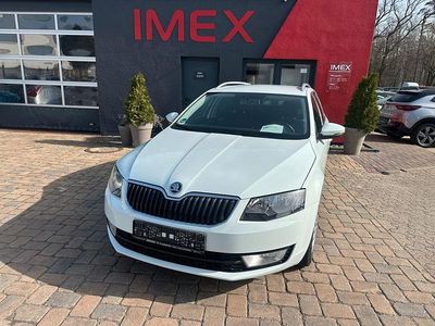 Usata Skoda Octavia Ambition 90 CV (66 kW) 2015 Bianco Station wagon