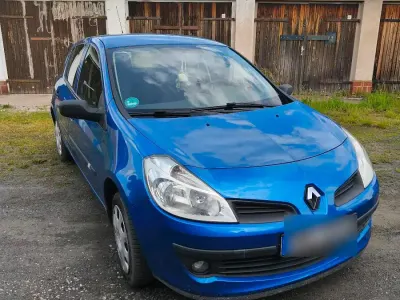 Gebraucht Renault Clio II 75 PS (55 kW) 2006 Blau Kleinwagen