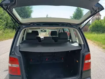 Gebraucht VW Touran Conceptline 102 PS (75 kW) 2005 Schwarz Van / Kleinbus