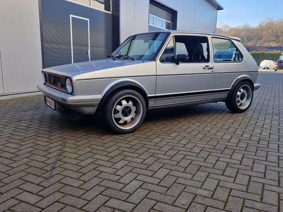 Silber Gebraucht 1983 VW Golf I GTI Kleinwagen | 17.499 €
