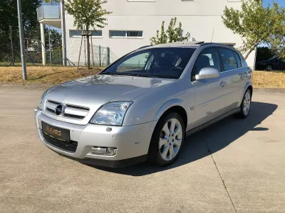 Gebraucht Opel Signum 156 PS (114 kW) 2004 Silber Kleinwagen