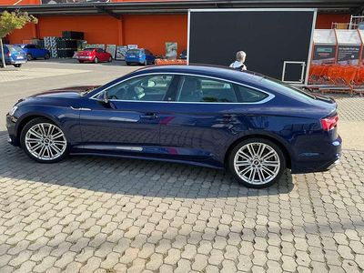 Blau Gebraucht 2022 Audi A5 Sportback Ambiente Kleinwagen | 31.750 €
