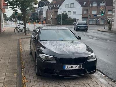 Schwarz Gebraucht 2010 BMW 550 Limousine | 10.500 €