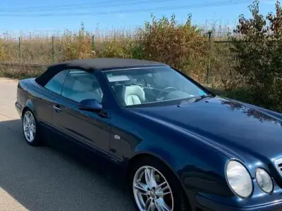 Gebraucht Mercedes CLK200 1999 Blau Cabrio