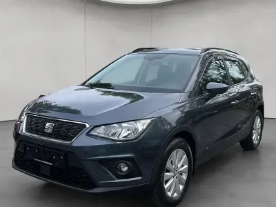Używany Seat Arona Style 95 KM (69 kW) 2021 Szary SUV