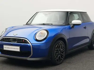 Gebraucht Mini Cooper S Favoured 204 PS (150 kW) 2025 Blau Kleinwagen