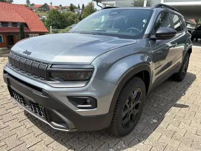 Neu Jeep Avenger 145 PS (106 kW) 2026 Grau SUV