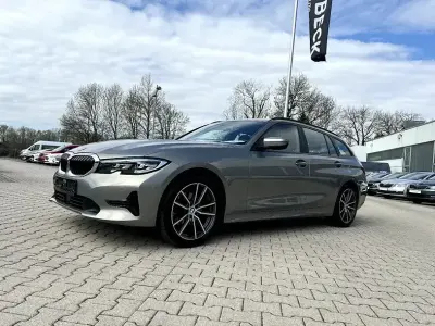 Używany BMW 320 Sport Line 190 KM (139 kW) 2020 Szary Kombi