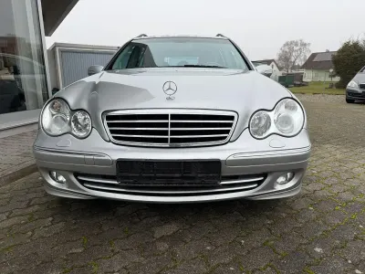 Gebraucht Mercedes C180 143 PS (105 kW) 2004 Silber Kombi