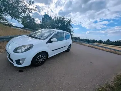 Gebraucht Renault Twingo 58 PS (42 kW) 2009 Weiß Kleinwagen