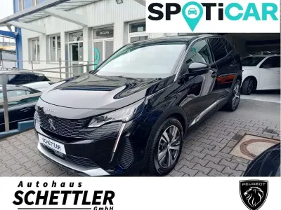 Gebraucht Peugeot 3008 Allure 131 PS (96 kW) 2022 Schwarz SUV