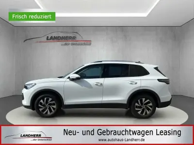 Neu VW Tiguan Life 150 PS (110 kW) 2026 Weiss SUV