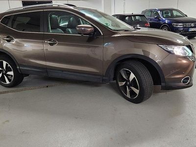 Gebraucht Nissan Qashqai N-Connecta 116 PS (85 kW) 2017 Braun SUV
