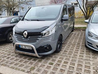 Second-hand Renault Trafic 145 CP (106 kW) 2015 Gri Monovolum