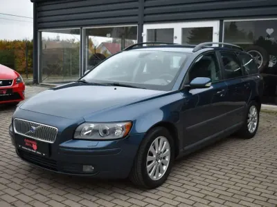 Używany Volvo V50 Kinetic 170 KM (125 kW) 2005 Niebieski Kombi