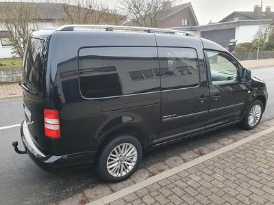 Gebraucht VW Caddy Maxi 140 PS (102 kW) 2015 Schwarz Van / Kleinbus