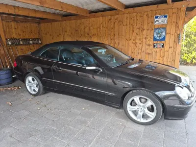 Gebraucht Mercedes CLK320 Avantgarde 218 PS (160 kW) 2003 Schwarz Cabrio