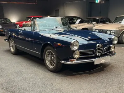 Usata Alfa Romeo 2600 145 CV (106 kW) 1962 Blu Cabrio